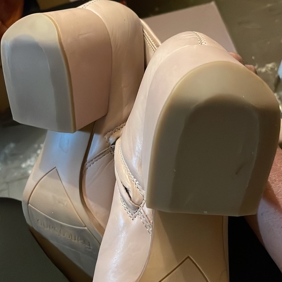 Taupe Color Genuine Leather Boots(Not Fake) - Picture 10 of 10